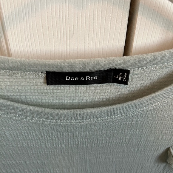 Doe & Rae Light Green Ruffle Sleeve Top - Picture 5 of 11